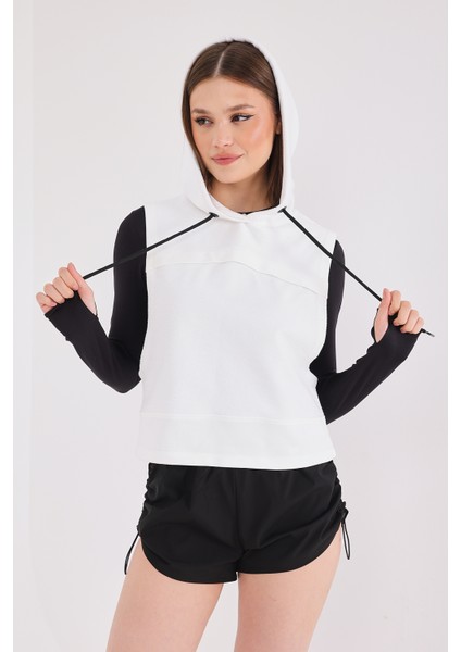 Relay Kadın Kapüşonlu Spor Yelek Beyaz modelleri