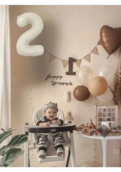 10 Adet Balonlu Kahverengi Kalp Folyolu ,krem 2 Yaş Folyo Balon