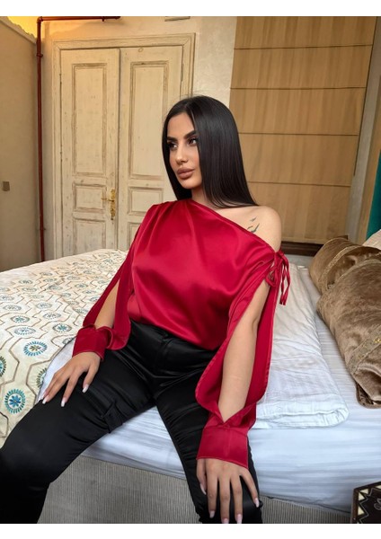 Saten Askılı Bluz