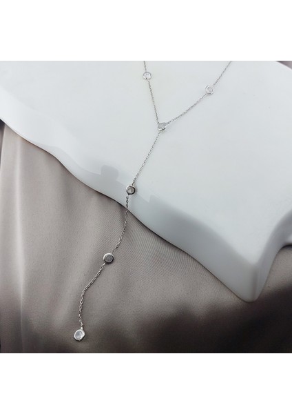 925 Ayar Gümüş Sallantılı Taşlı Choker Kolye
