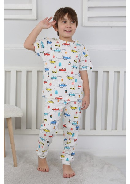 Trafik Desenli Beyaz Pamuk Kısa Kollu Erkek Pijama Takımı (3,4,5,6,7,8 Yaş) modelleri