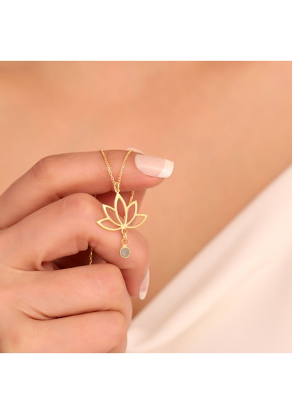 925 Ayar Gümüş Mavi Sallantılı Taşlı Lotus Kolye fiyatları