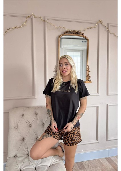 Siyah Born To Be Wild Leopar Desenli Kısa Kollu Şortlu Örme Kadın Pijama Takımı fırsatları