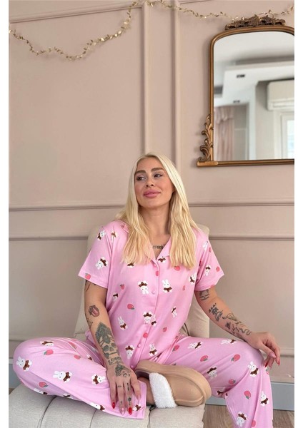 Açık Pembe Tavşan Desenli Bambu Önden Düğmeli Kısa Kol Pijama Takımı