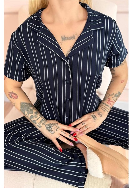 Lacivert Silhouette Desenli Bambu Önden Düğmeli Kısa Kol Pijama Takımı indirimleri