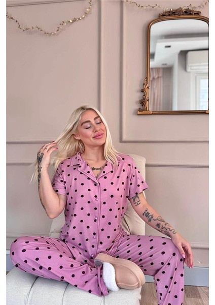 Pudra Royal Dots Desenli Bambu Önden Düğmeli Kısa Kol Pijama Takımı modelleri