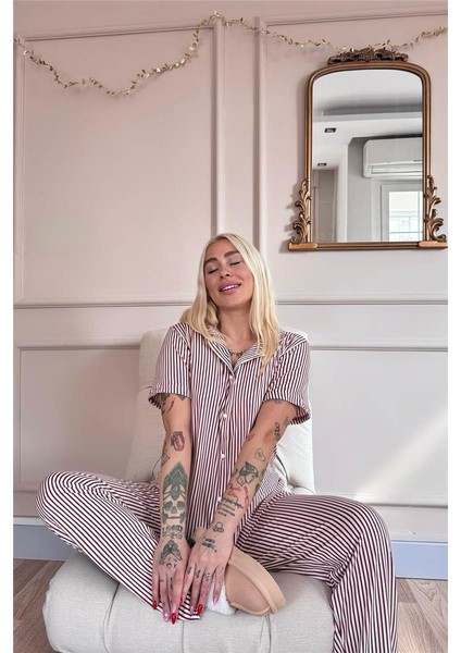 Mürdüm Silhouette Desenli Bambu Önden Düğmeli Kısa Kol Pijama Takımı modelleri