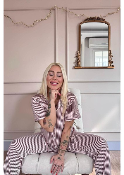 Mürdüm Silhouette Desenli Bambu Önden Düğmeli Kısa Kol Pijama Takımı fırsatları