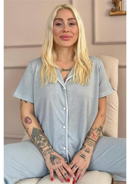 Gri Sofistic Önden Düğmeli Kısa Kol Kadın Pijama Takımı