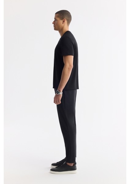Erkek Siyah Bisiklet Yaka Organze Aplike Detaylı Fotokromik(UV) İnterlok T-Shirt A51Y1029