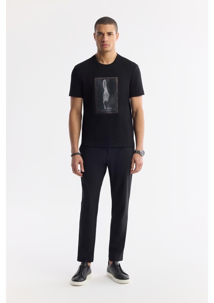 Erkek Siyah Bisiklet Yaka Organze Aplike Detaylı Fotokromik(UV) İnterlok T-Shirt A51Y1029