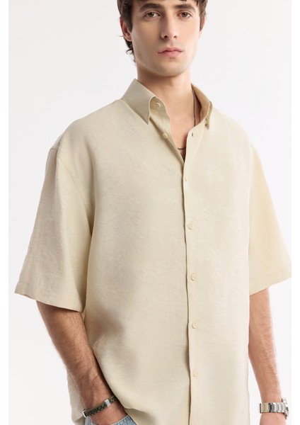 Erkek Bej Alttan Britli Yaka Modal Karışımlı Soft Touch Boxy Fit Gömlek A51Y2119 fiyatları