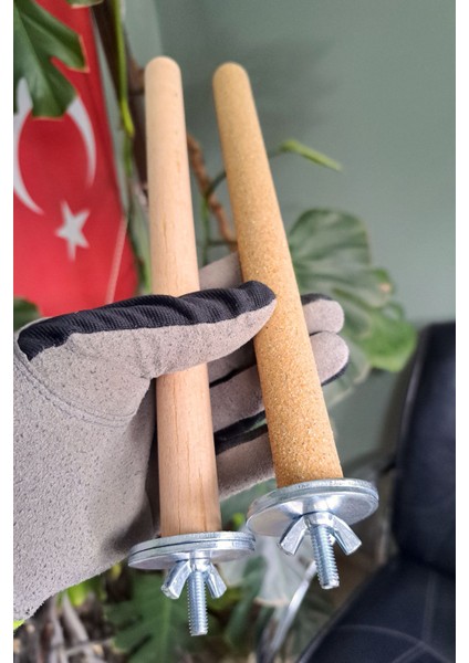 Doğal Ahşap Papağan Tünek & Pedikür Tünek – Ayak Bakımı ve Tünemesi İçin İdeal | 25 cm - 18 mm Sağlık ve Konfor Bir Arada