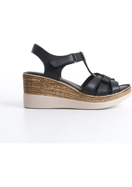 Deri Ortopedik Taban Kadın Sandalet TMD202555