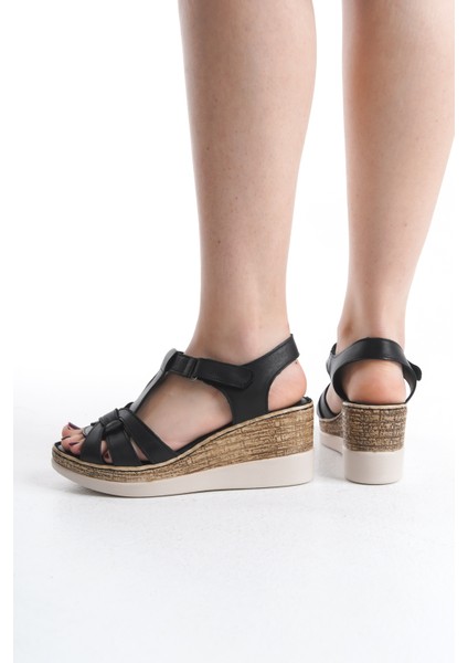 Deri Ortopedik Taban Kadın Sandalet TMD202555 indirimleri