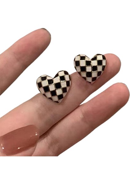 Kore Tarzı Kamelya Tarzı Delinmemiş Küpe Inci Çiçek Dama Tahtası Elmas Küpe Kadınlar Için (Yurt Dışından)