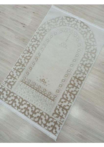 Çırağan Halı Seccade Kalın Yumuşak Yüzey Parlak Iplik 77 x 125 cm Namazlık SC838-KOYU Bej