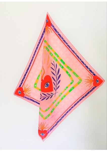 Kalp Desenli Bandana Fular 70 cm x 70 cm
