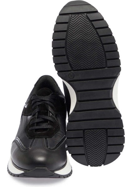 Siyah Deri-Tekstil Kadın Sneaker - K24I1AY67492-A23