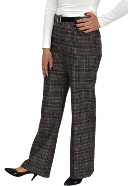 Kadın Ekose Pileli Bol Kumaş Pantolon BGL-ST04233 modelleri