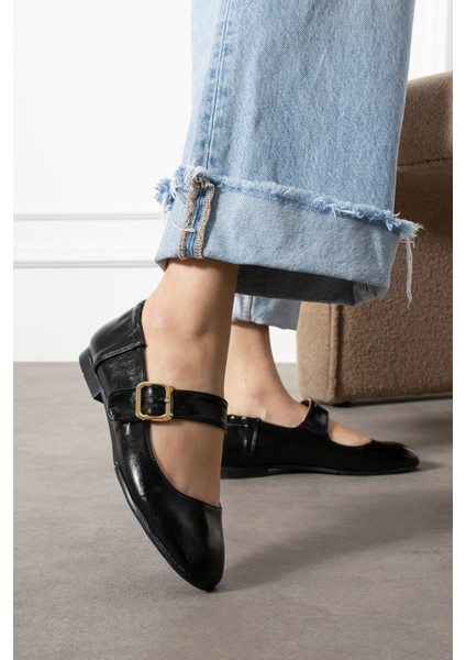 Hanna Kadın Babet Bantlı Tokalı Siyah Deri fiyatları