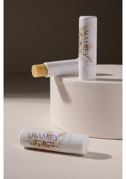 Natural Lip Balm Ballı Dudak Koruyucu 1 Adet