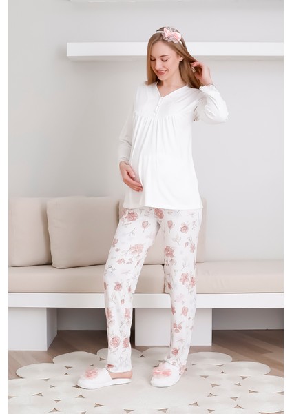 Hamile Pijama Takımı Melisa Kumaş Çiçek Desenli / Dantel Detaylı Önü Düğmeli