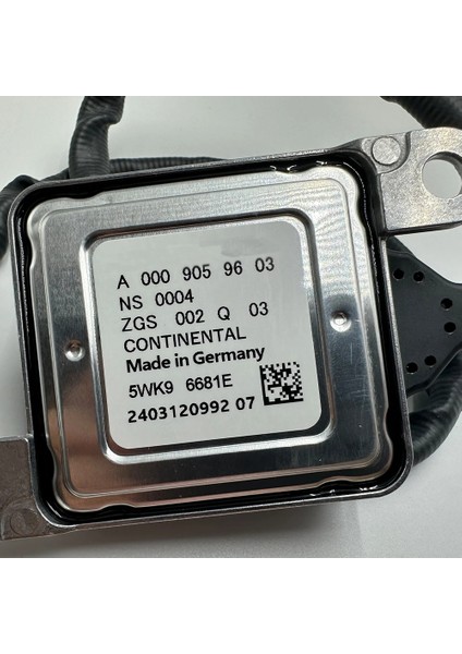Azot Oksijen Sensörü Nox Sensörü Benz W205 W166 GLE350 GLE400 ML350 CLA350 A0009053603 5WK96683D ile Uyumlu