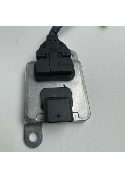 Azot Oksijen Sensörü Nox Sensörü Benz W205 W166 GLE350 GLE400 ML350 CLA350 A0009053603 5WK96683D ile Uyumlu