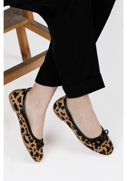 Fiyonklu Kadın Balerin Babet Altın Yılan Desen Gold, Gümüş, Leopar Renklerde modelleri