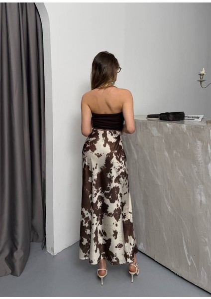 Kadın Kendinden Desenli Uzun Krem Saten Etek fırsatları