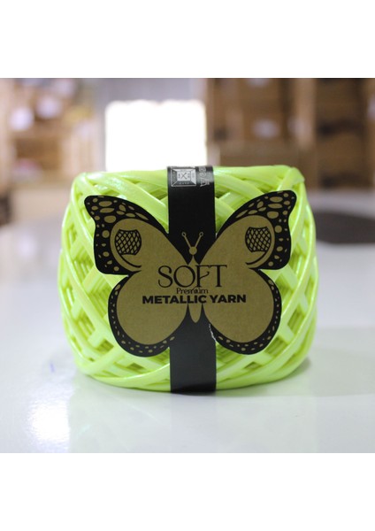 Metalik Örgü Ipi Neon Green 4 Adet Fiyatıdır. 2 Parça Ip (30+30,40+20VB.)