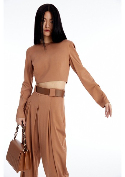 Uzun Kollu Camel Crop Bluz