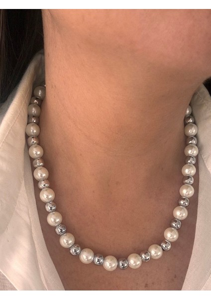 Özel Seri Incili Topçuk Kolye