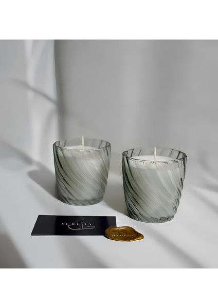 - Tekli Su Yeşili Spiral Desenli Cam Bardaklı Kokulu Mum