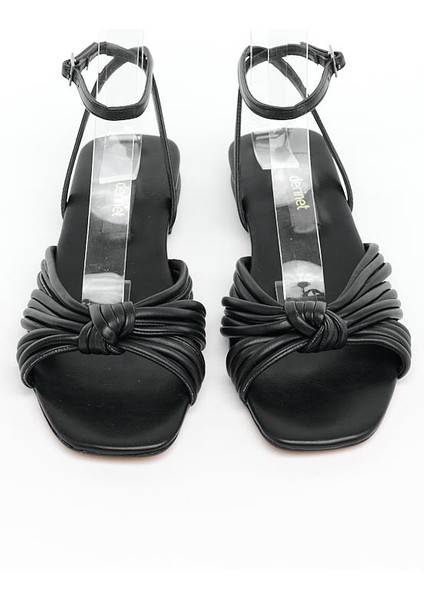 Bilekten Bantlı Kadın Sandalet modelleri