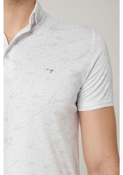 Erkek Desenli Yakalı Beyaz Tshirt