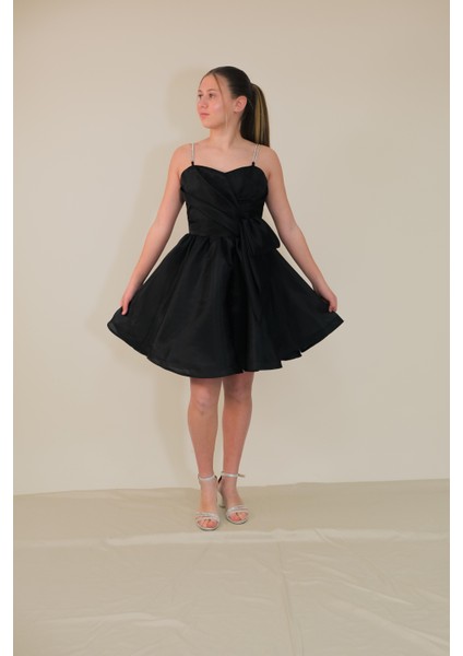 Kız Çocuk Abiye Siyah Taş Kordon Askılı Kalp Yaka kısa Yandan Kendinden Kuşak Detaylı Şifon Abiye Elbise 10-15 Yaş