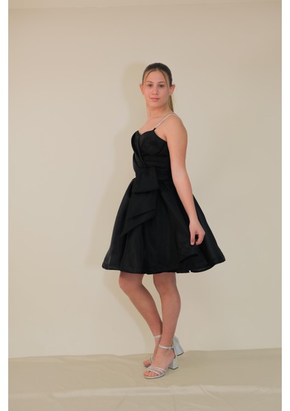 Kız Çocuk Abiye Siyah Taş Kordon Askılı Kalp Yaka kısa Yandan Kendinden Kuşak Detaylı Şifon Abiye Elbise 10-15 Yaş fiyatları