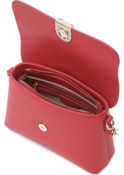 Helly Zincir Aksesuarlı Kadın Kol Çantası indirimleri