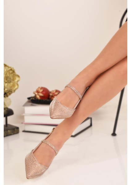 Kadın Arkası Açık Sivri Burun Klasik Topuklu Parlak Sandalet Ayakkabı fiyatları