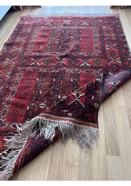 158 x 223 cm Kırmızı ve Bordo Türk Kilim Halısı, El Dokuması Yün Halı, Canlı Renkler ve Bohem Tarzı, Ev Hediyesi
