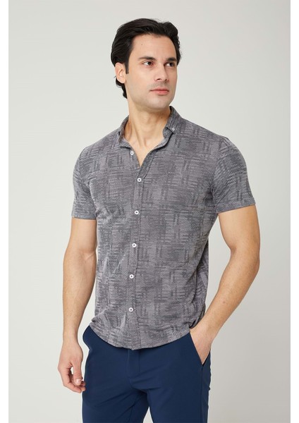 Erkek Desenli Siyah Kısa Kol Gömlek fırsatları