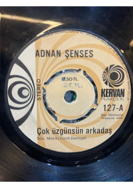 Adnan Şenses – Çok Üzgünsün Arkadaş / Kendi Utansın 1977 Baskı 45LİK