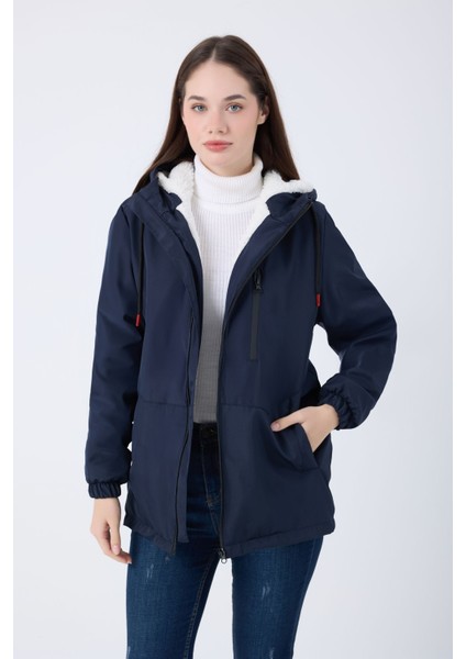 Kadın Lacivert Içi Kürklü Su ve Rüzgar Geçirmez Kapüşonlu Kışlık Mont & Kaban & Parka