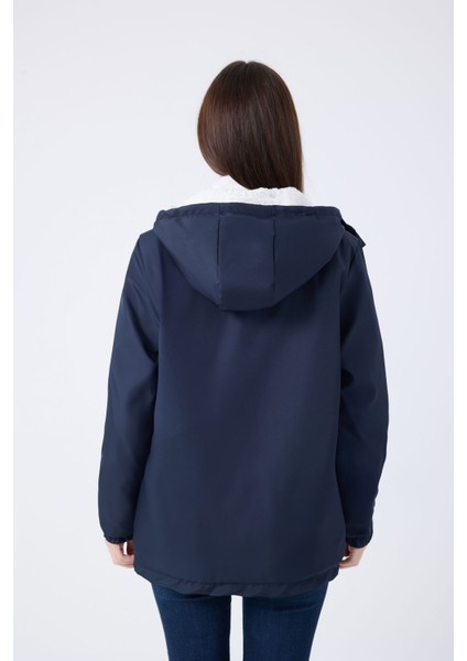Kadın Lacivert Içi Kürklü Su ve Rüzgar Geçirmez Kapüşonlu Kışlık Mont & Kaban & Parka fırsatları