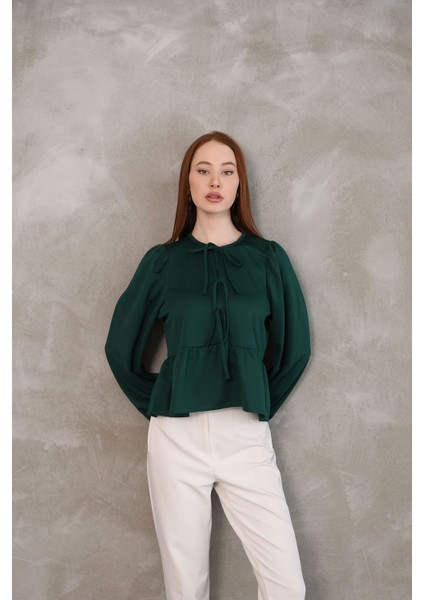 Yaka Biye Etek Büzgülü Tunik-Siyah