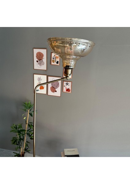 Bal Rengi Cam Lambader Modern Dekoratif Metal Oturma Odası Çalışma Odası Zemin Lambası modelleri