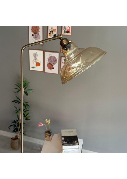 Bal Rengi Cam Lambader Modern Dekoratif Metal Oturma Odası Çalışma Odası Zemin Lambası indirimleri