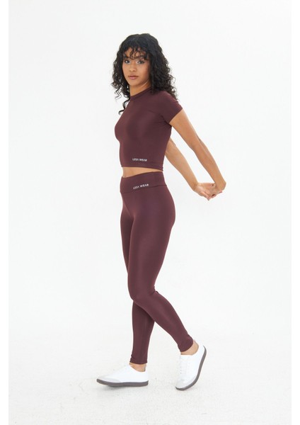 Soft Touch Bedene Oturan Spor Crop T-Shirt Short Fitted fırsatları